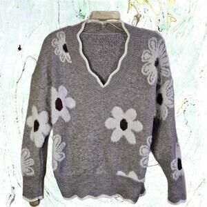 Womens Sweater Med Floral Fuzzy V Neck Romantic Cottagecore Grannycore